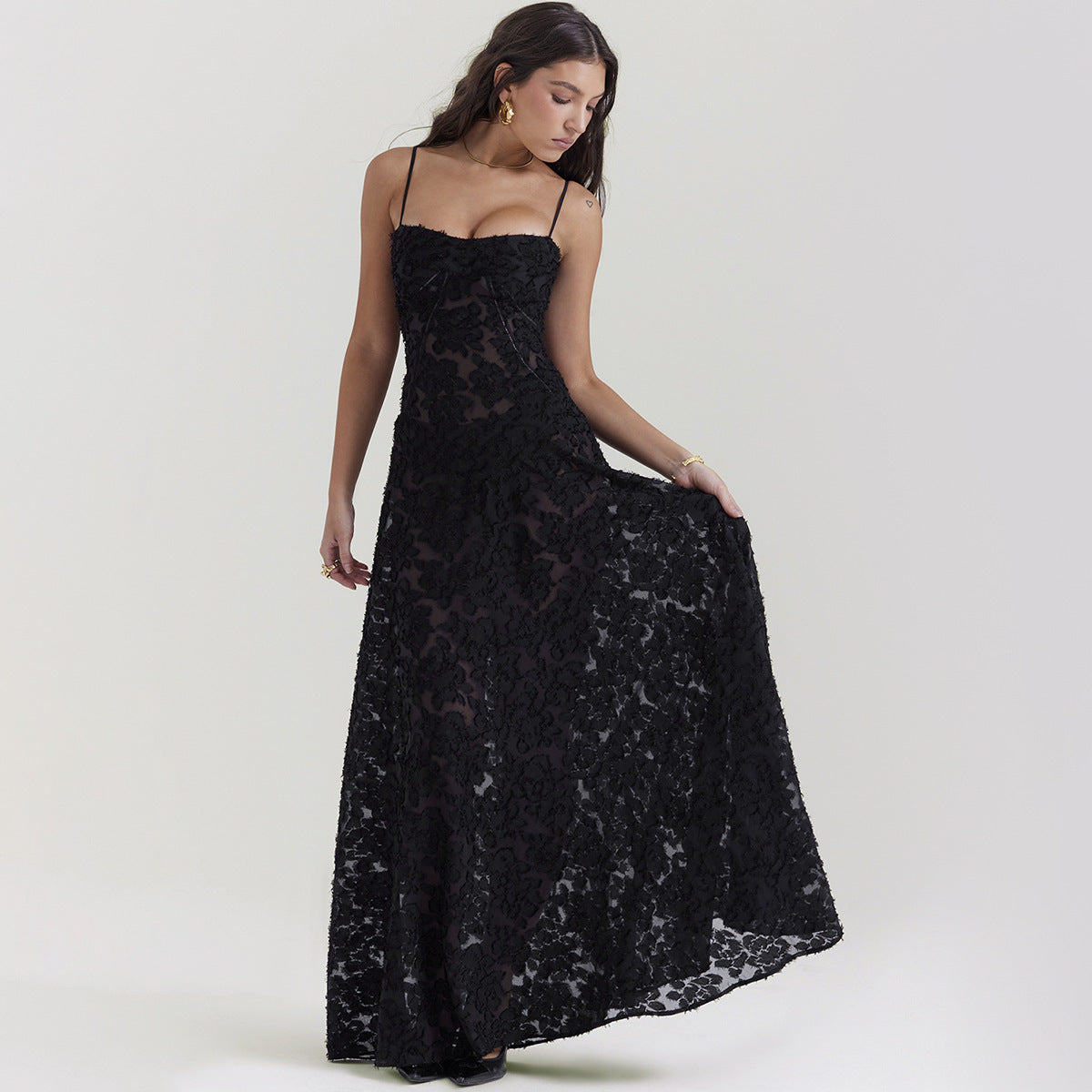 Evie Lace Maxi Dress